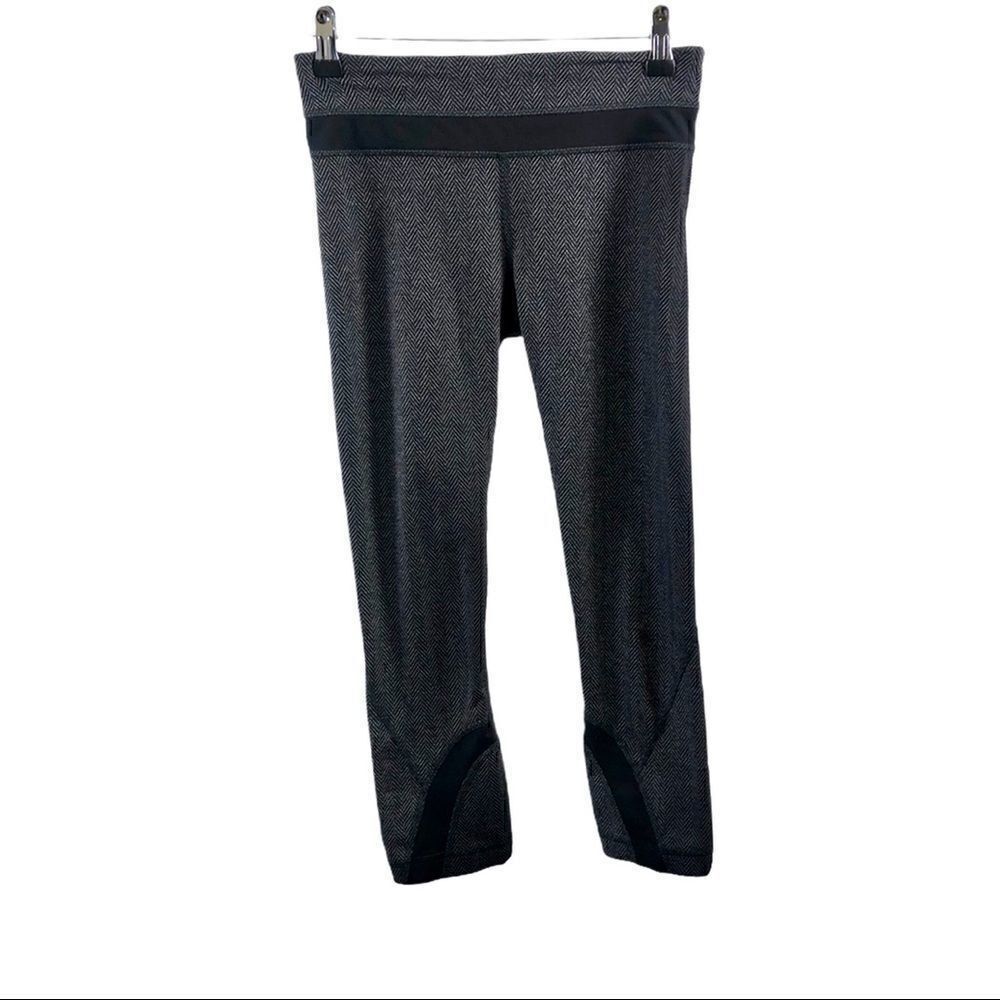 Lululemon Run Inspire Crop II Leggings Size 4